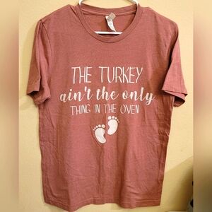 Pregnancy announcement tshirt. Ladies medium.